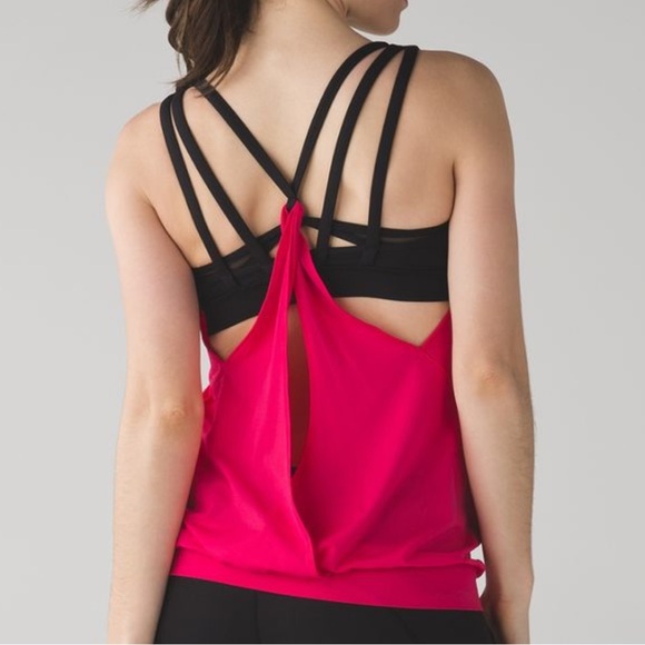 Lululemon athletica top size 10 w/ build in bra & removable cup inserts - Picture 3 of 16